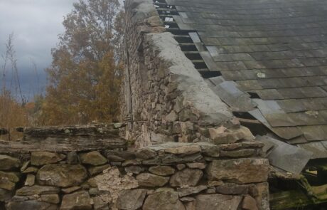 roof in poor condition