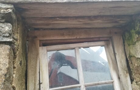 window frame in poor condition