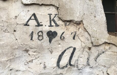 date on stone building marked AK 1867